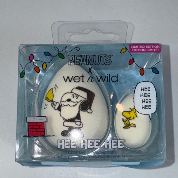 NIB Wet n Wild Peanuts Holiday Sponge Set - Picture 3 of 5